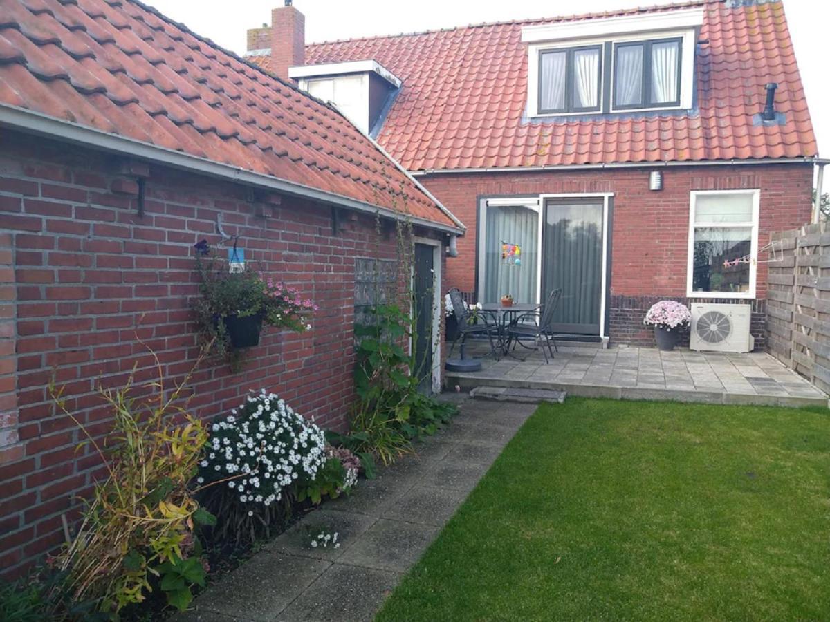 Bed en breakfast Uitrust Lauwerzijl Buitenkant foto