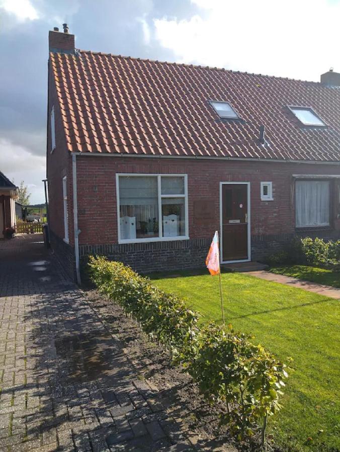 Bed en breakfast Uitrust Lauwerzijl Buitenkant foto