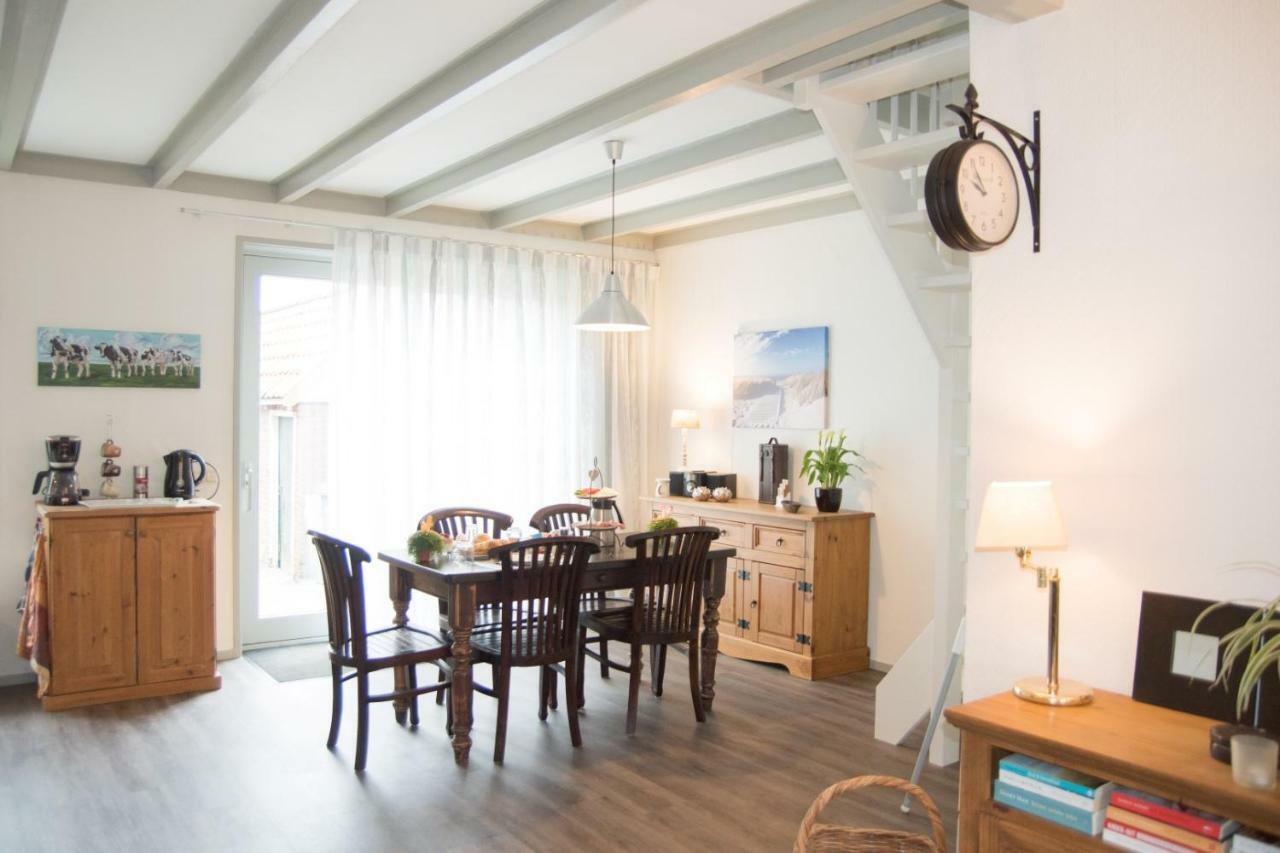 Bed en breakfast Uitrust Lauwerzijl Buitenkant foto
