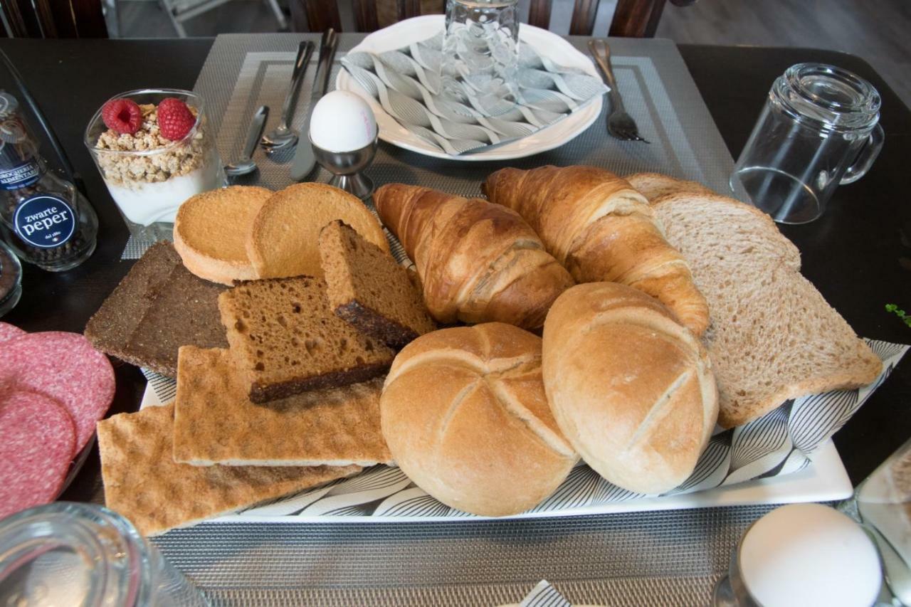Bed en breakfast Uitrust Lauwerzijl Buitenkant foto